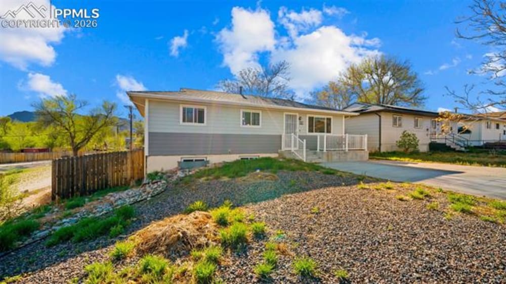 946 Hutchinson