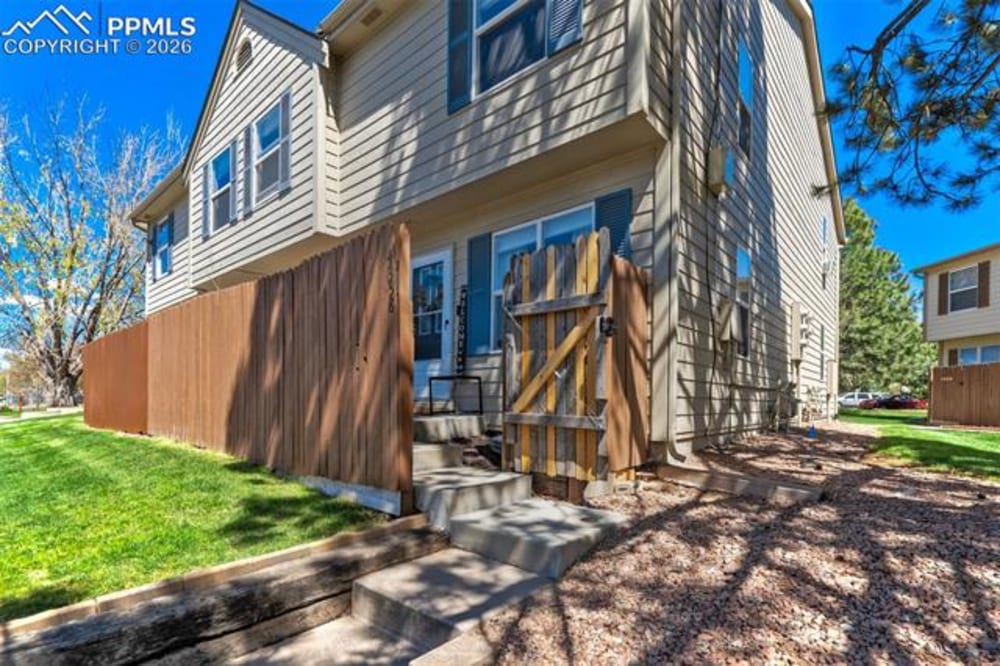 4358 Hawks Lookout