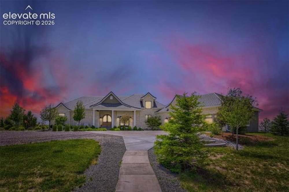 25995 Cave Spring