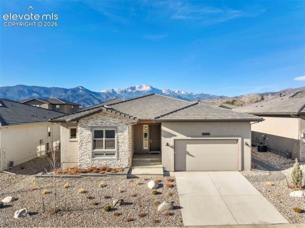 3474 Crest Hollow