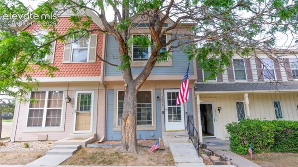 3575 Queen Anne