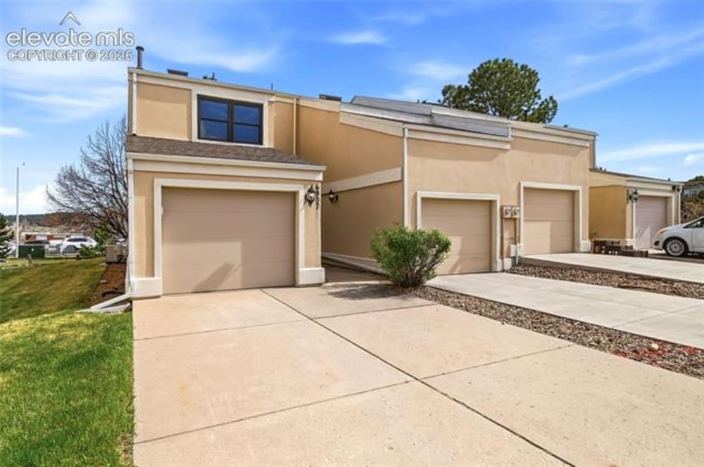 6907 Gayle Lyn
