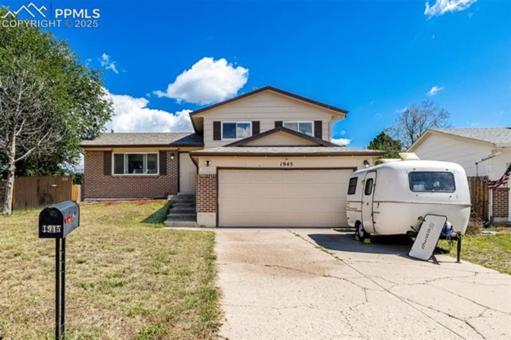 1945 Mineola