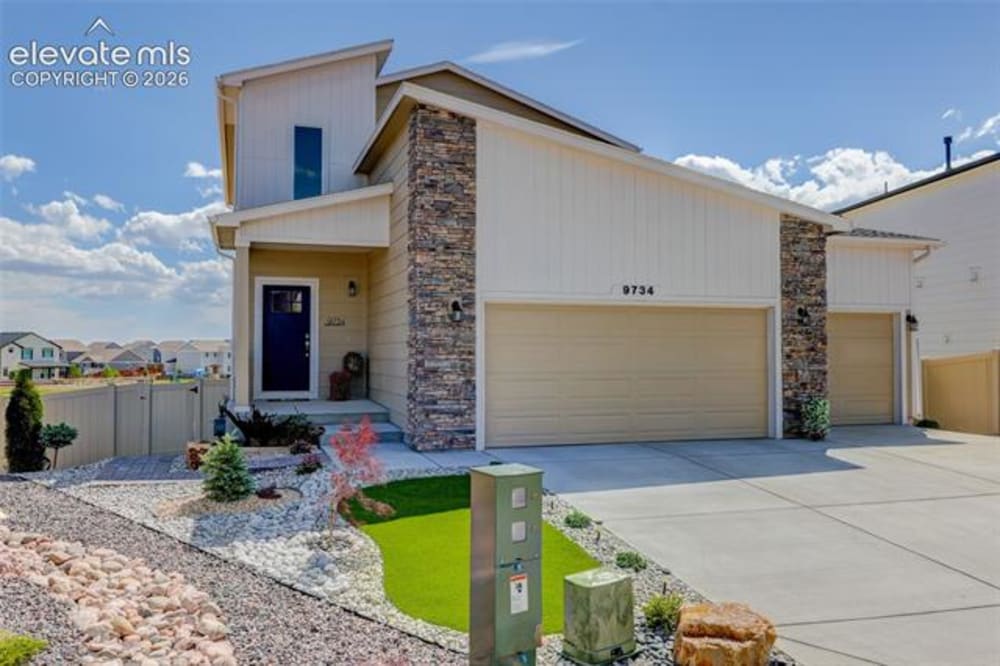 9734 Hidden Ranch