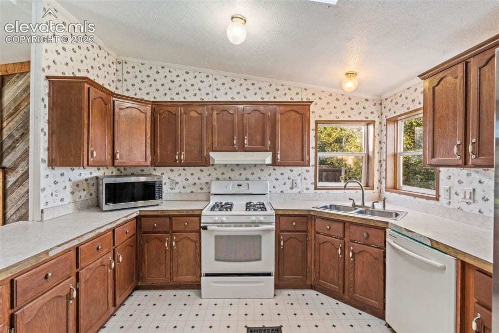 5873 Quemoy Circle