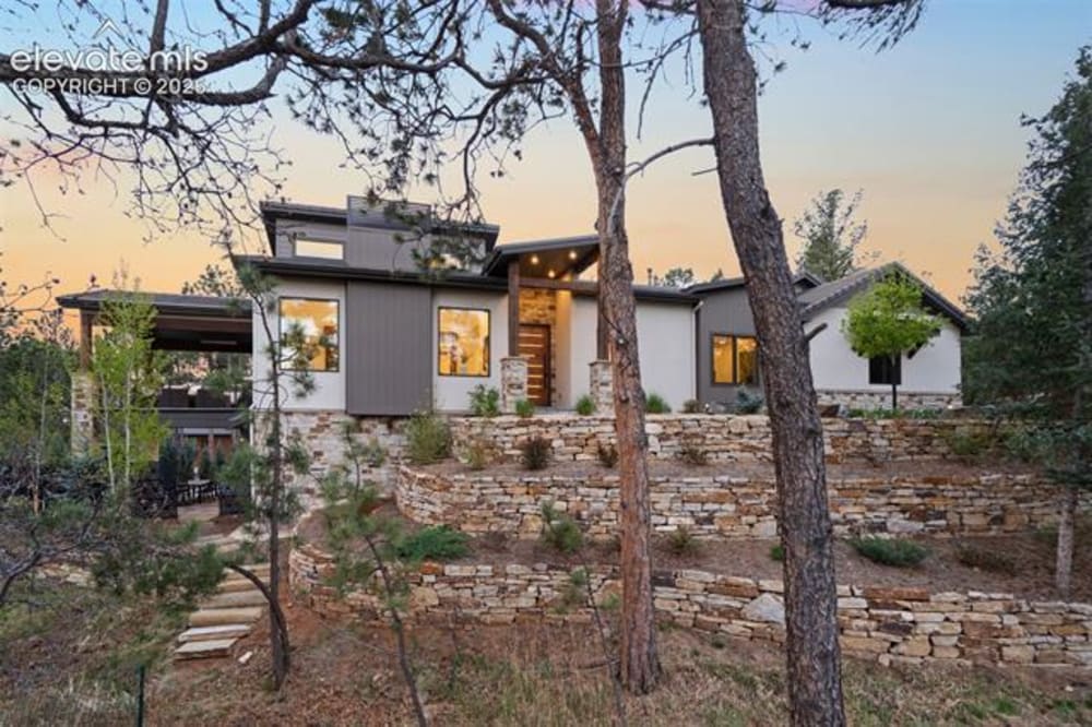 1685 Oakmoor Heights