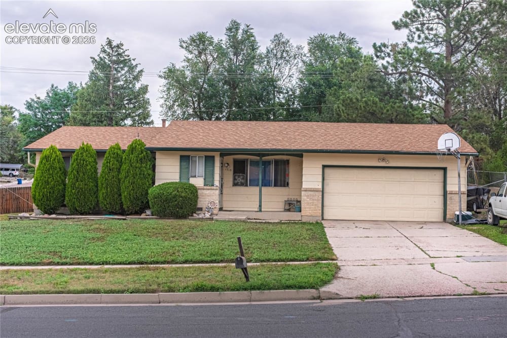 1715 Capulin Drive