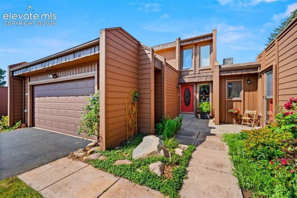 1032 Hill