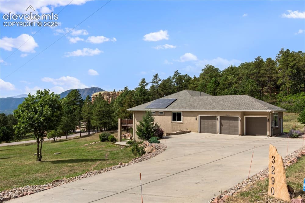 3290 Hamal Circle