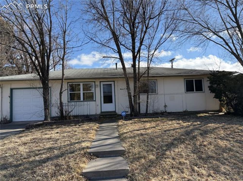 1109 Evergreen