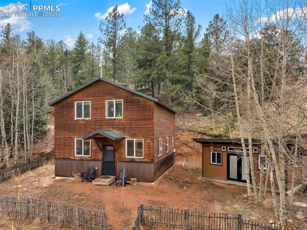 325 Willow