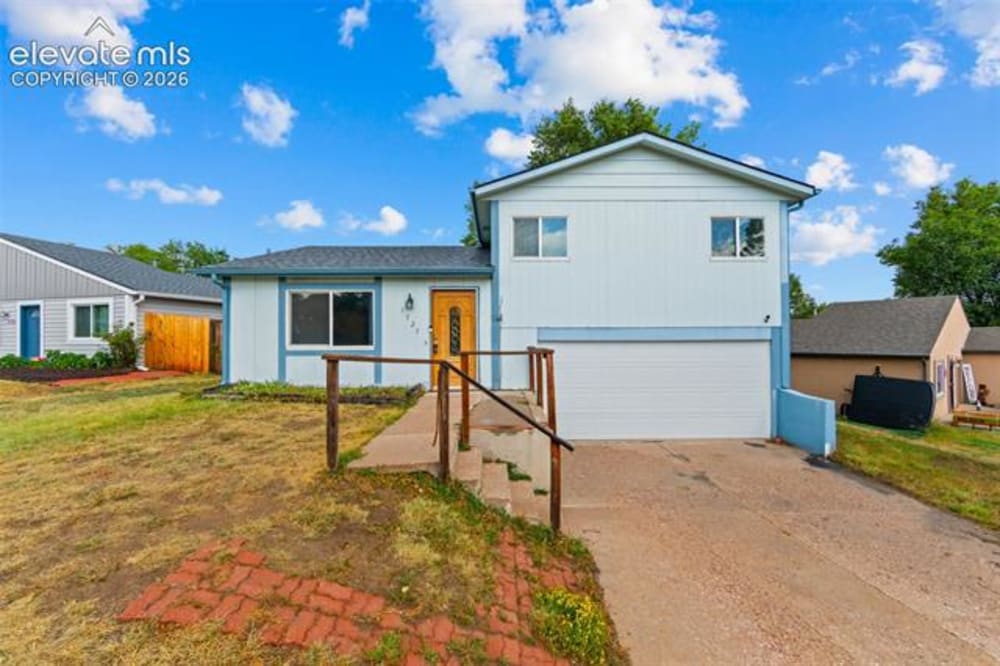 1727 Chautauqua Drive