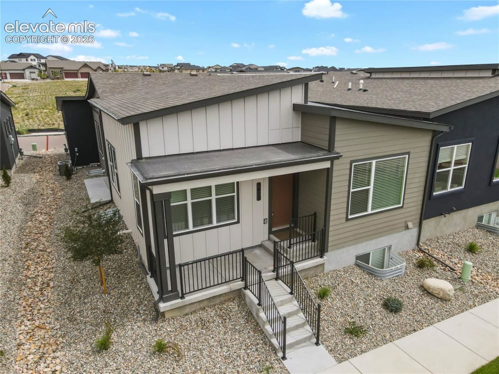 9412 Roseate View