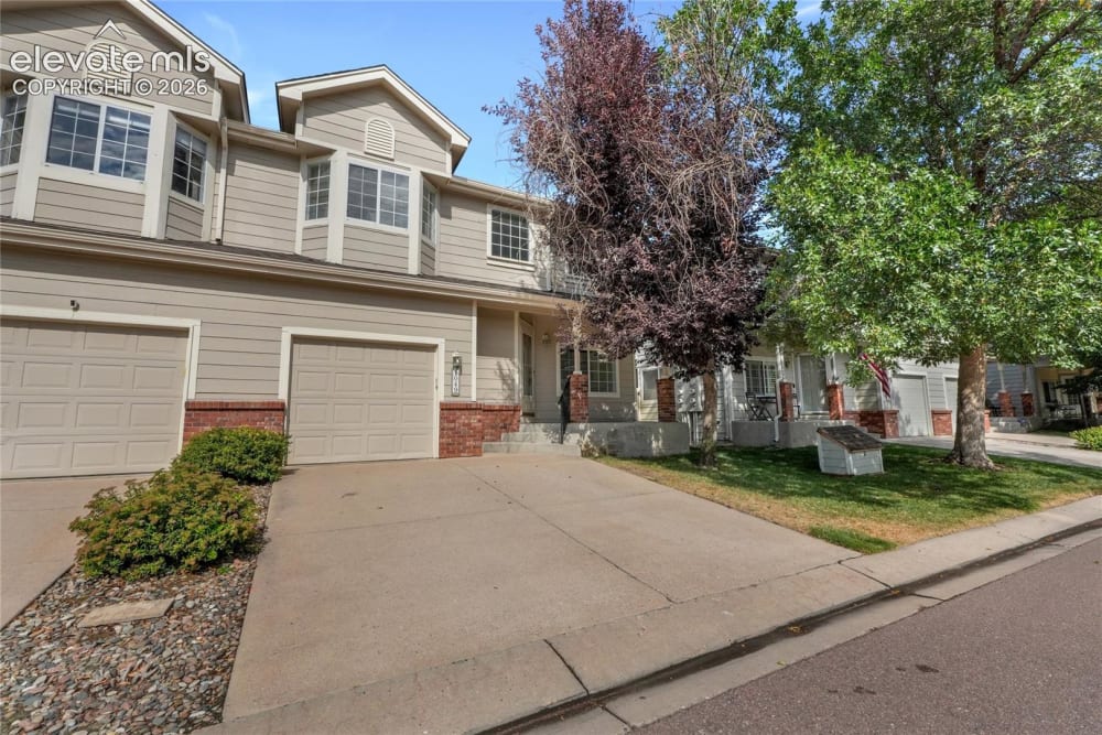 1049 Samuel Point
