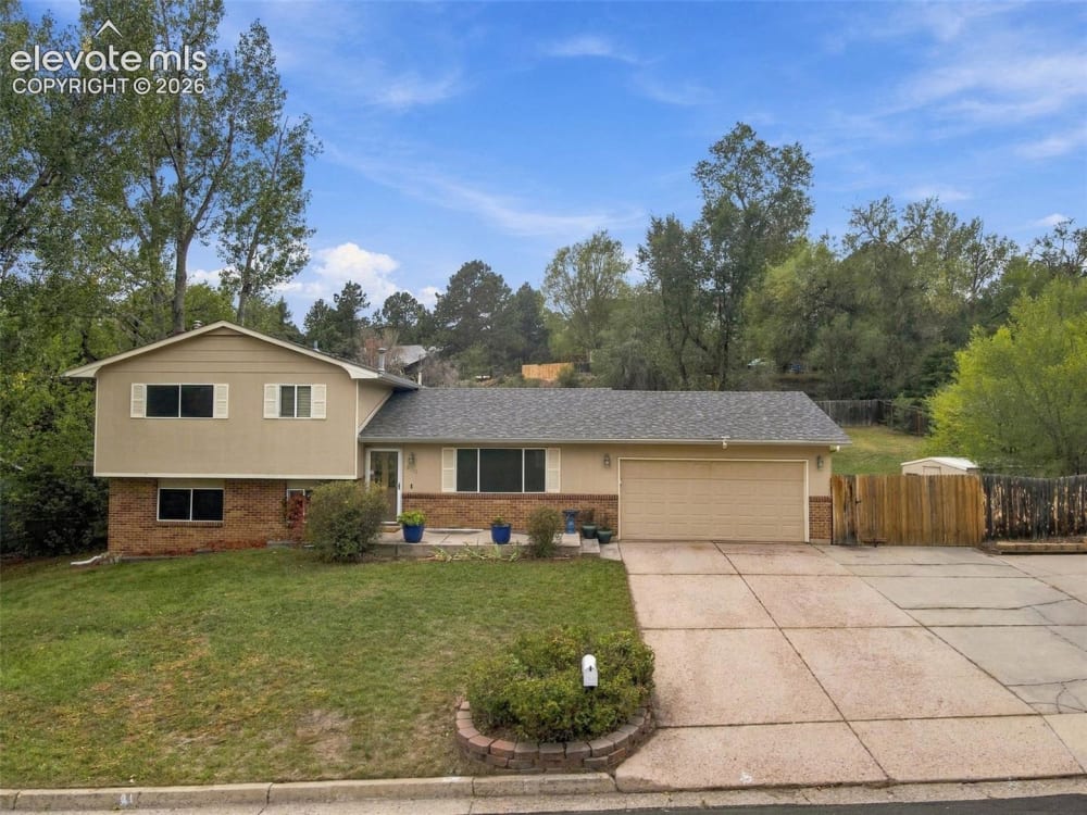 2711 Northridge Drive