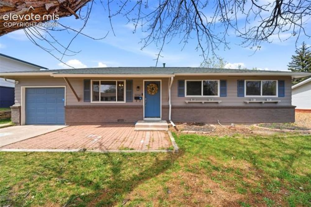 1212 Rainier