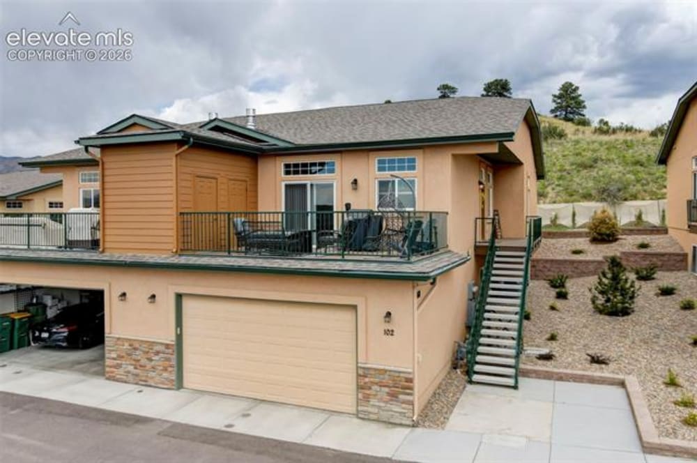5930 Eagle Glen