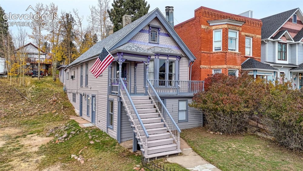 313 Carr Avenue