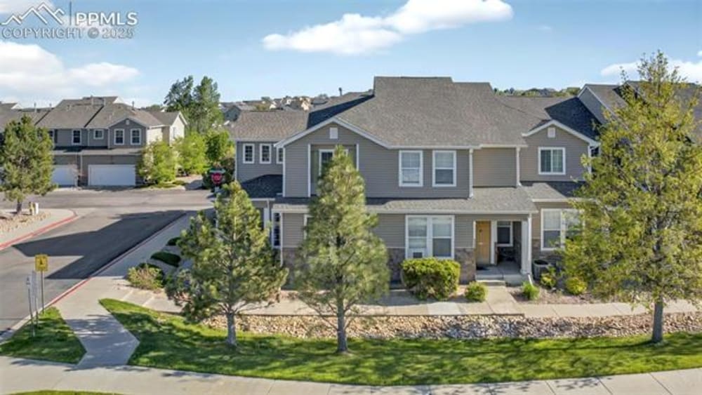 7470 Sandy Springs