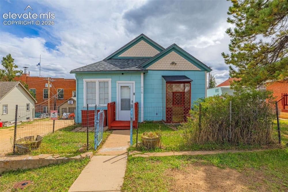 110 Carr Avenue