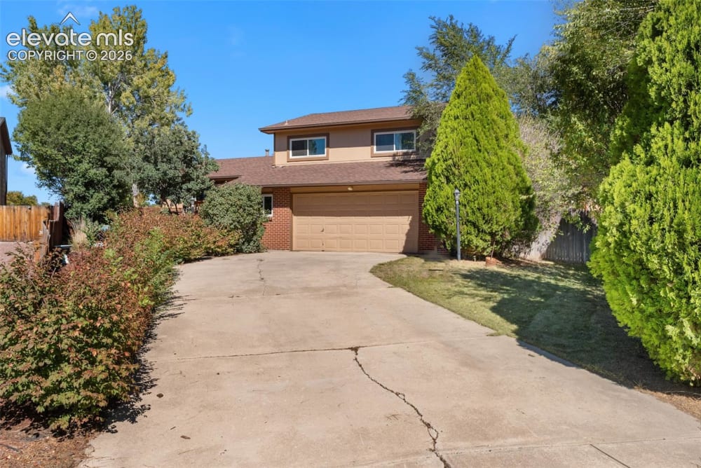 120 Comanche Court