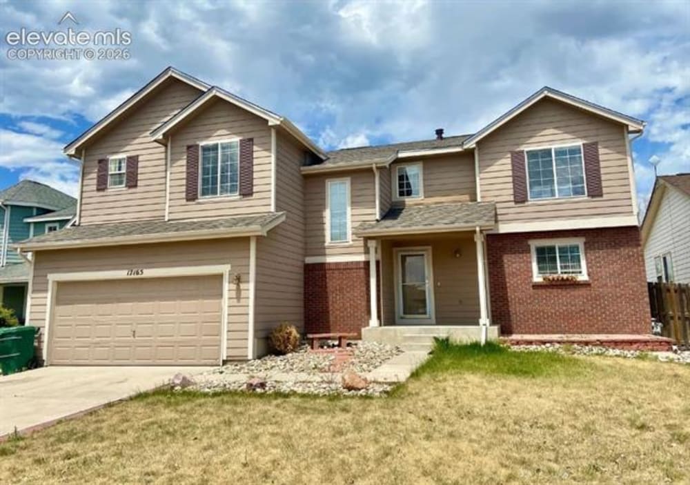 17165 Mountain Lake