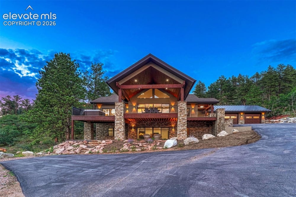 2751 Mountain Glen Court