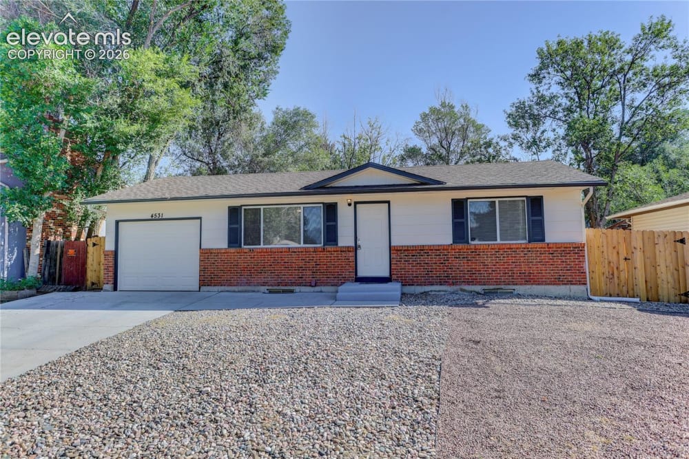 4531 La Cresta Drive