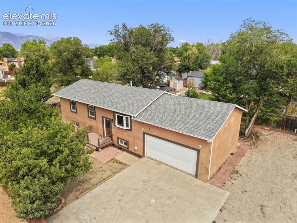 2035 Fountain Mesa Road