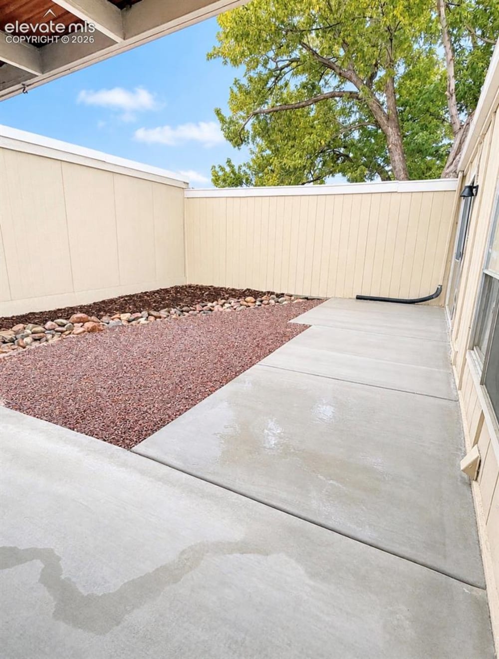 825 San Antonio Place