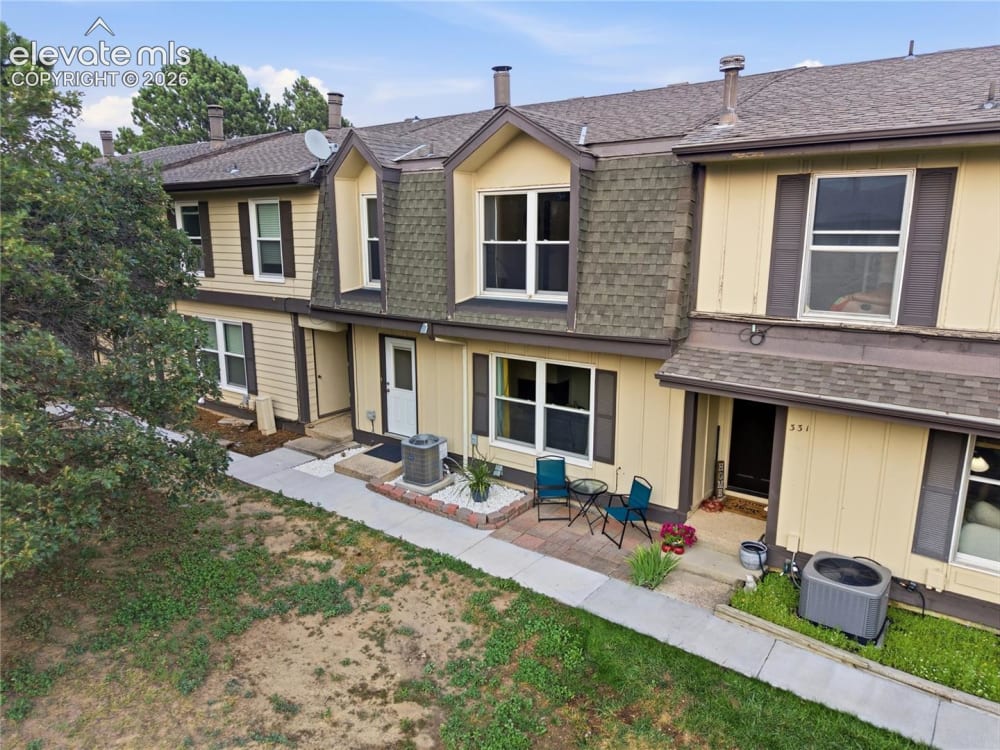 329 Raspberry Lane