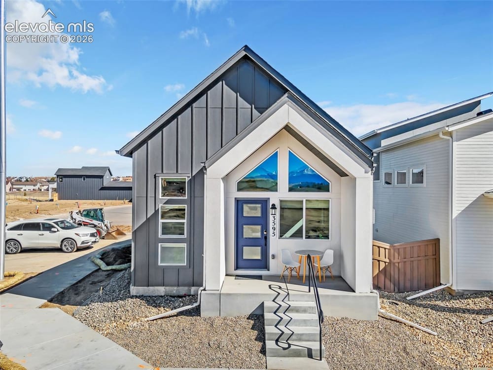 3595 Greenways Main Boulevard