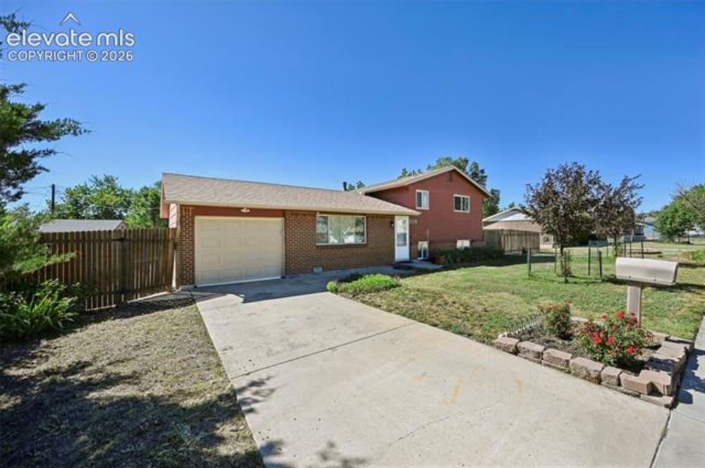 313 Cranbrook
