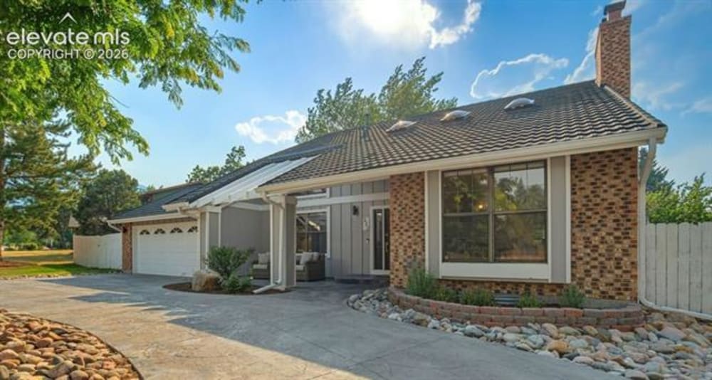 322 Cheyenne Mountain