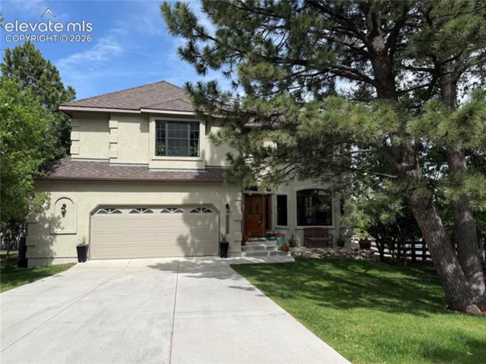 5140 Broadmoor Bluffs