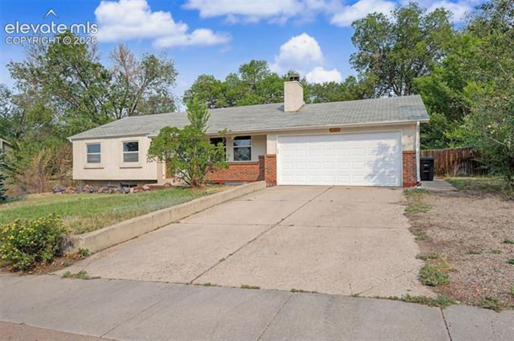 3760 Catalpa
