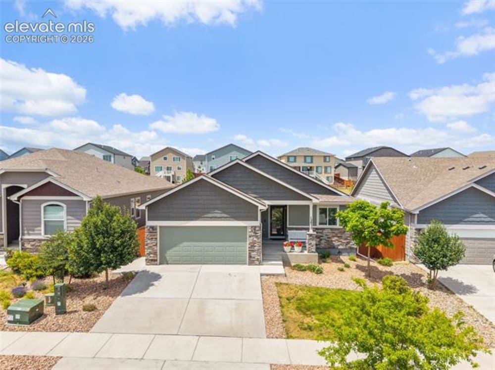 12832 Scenic Walk