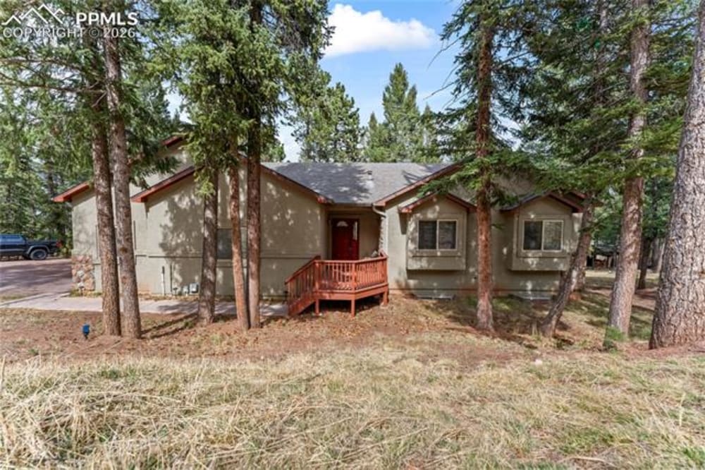 1308 Spruce Ridge
