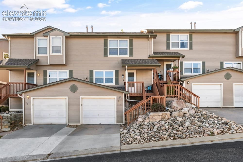 3211 Hearthridge Circle