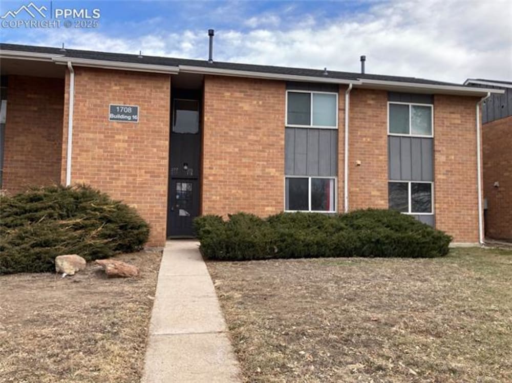 1708 Sawyer