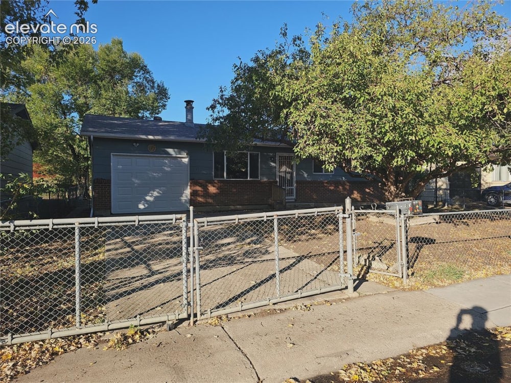1136 Cambridge Avenue