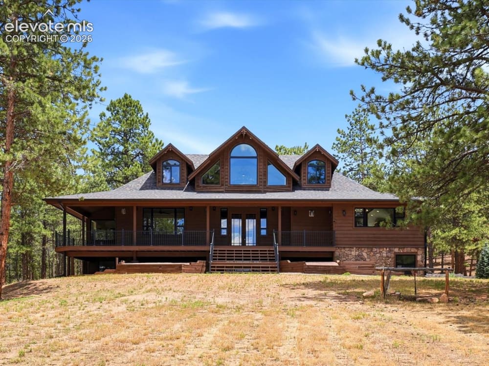 584 Pikes Peak Drive