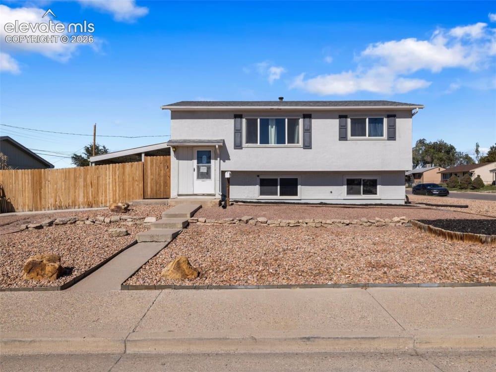 2303 Cheyenne Avenue