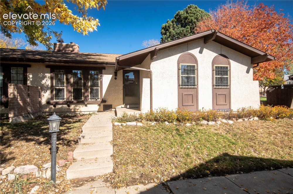 412 Valley Hi Circle