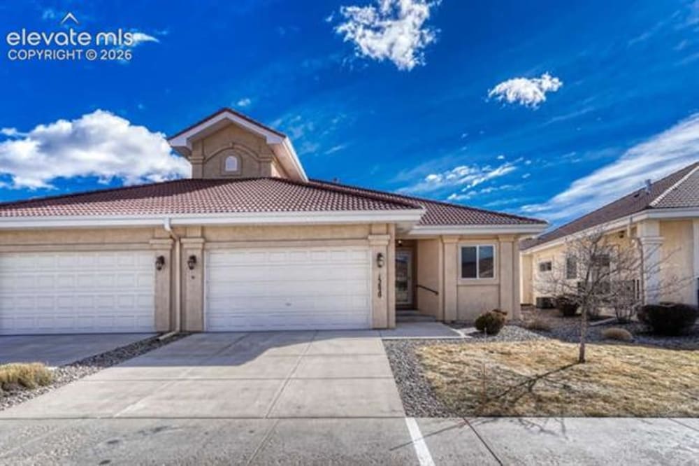13820 Paradise Villas