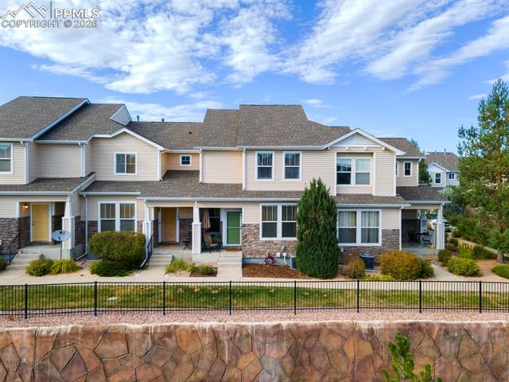 7375 Sandy Springs