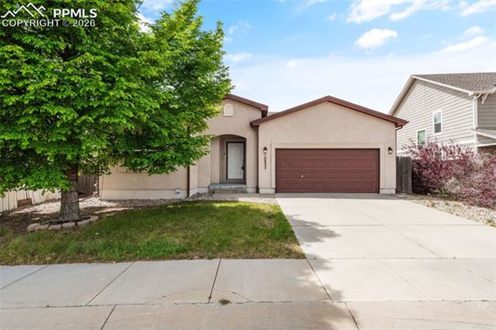 10832 Darneal