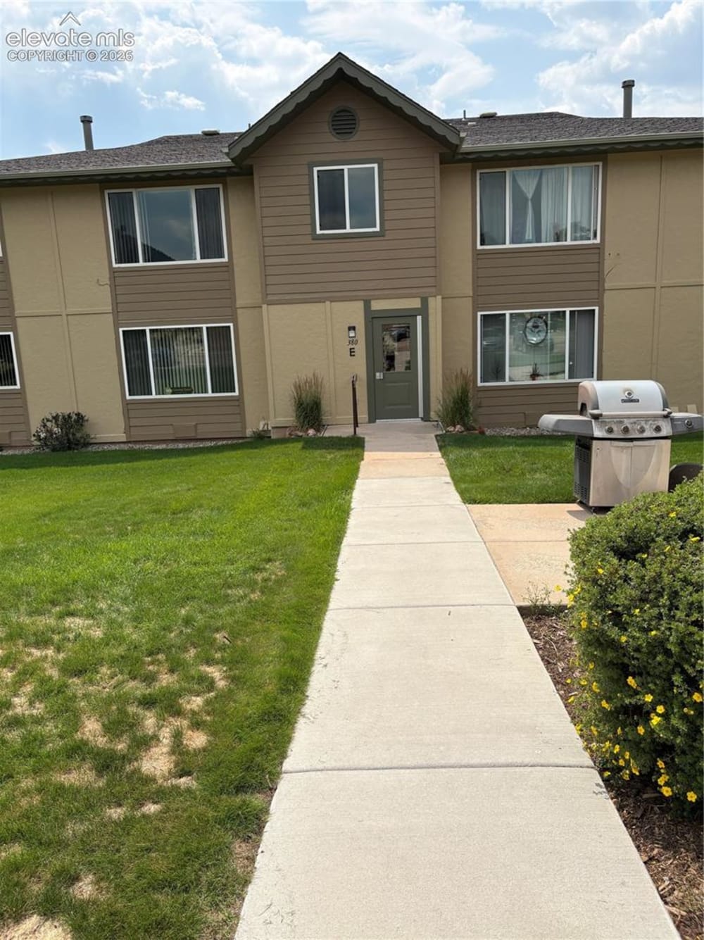 380 Paradise Circle