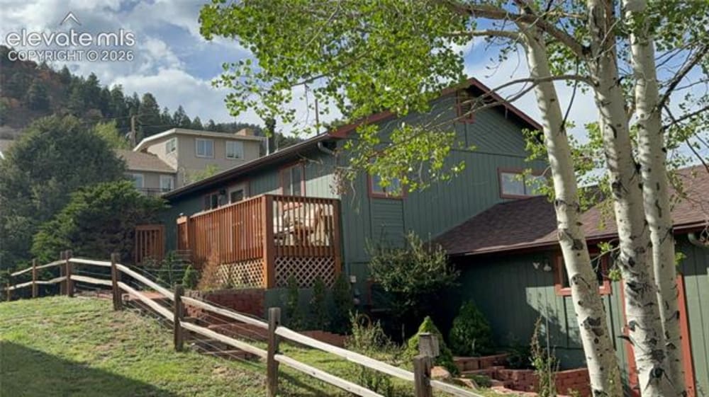 320 Columbine Road