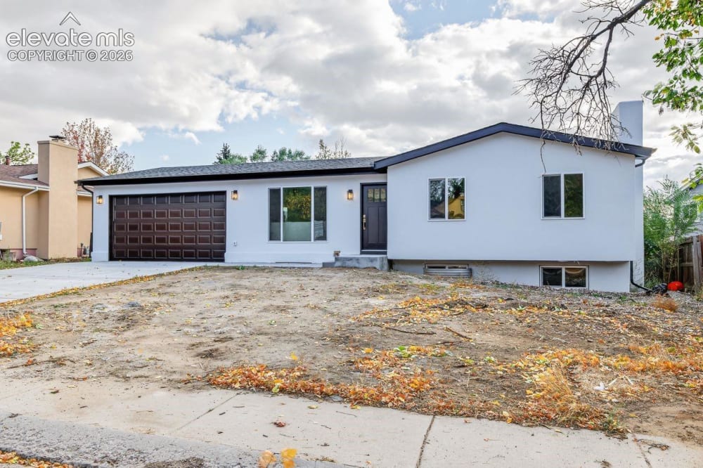 4211 Hammock Drive